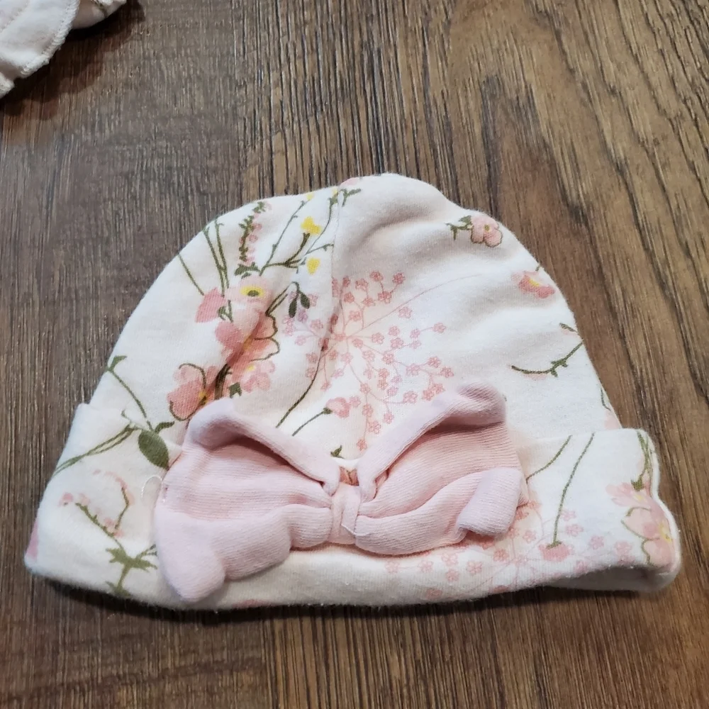 Laura Ashley Baby Girl Cotton Floral Footed Pajamas Hat Ruffle Butt Pastel 0-3M